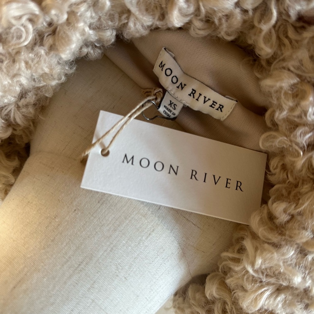 Moon River Beige Faux Fur Teddy Bomber Jacket XS - Picture 4 of 9